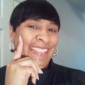 Meet your Posher, Renee